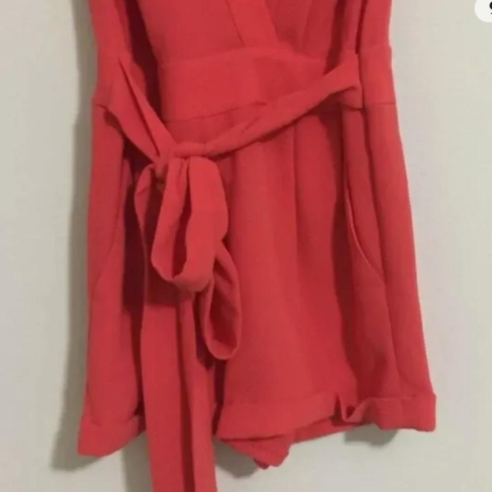 Diane Von Furstenberg Purdette Tie-Waist Short Romper - Picture 4 of 9